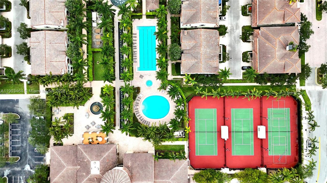 На продажу: $859,000 (4 спален, 3 ванн, 2942 Квадратных фут)