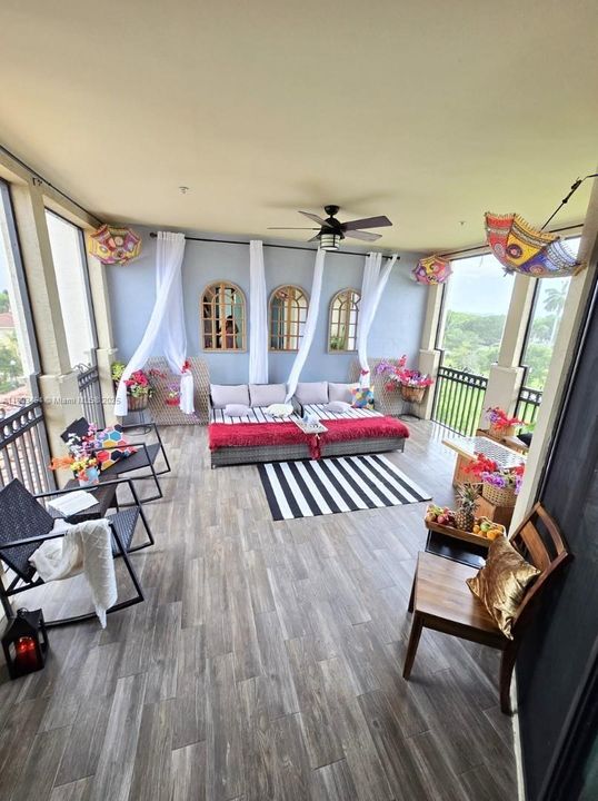 На продажу: $859,000 (4 спален, 3 ванн, 2942 Квадратных фут)