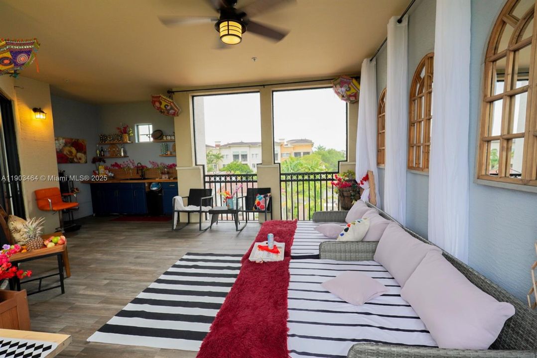 На продажу: $859,000 (4 спален, 3 ванн, 2942 Квадратных фут)