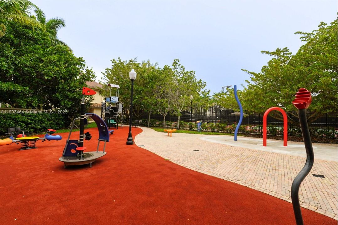 На продажу: $859,000 (4 спален, 3 ванн, 2942 Квадратных фут)