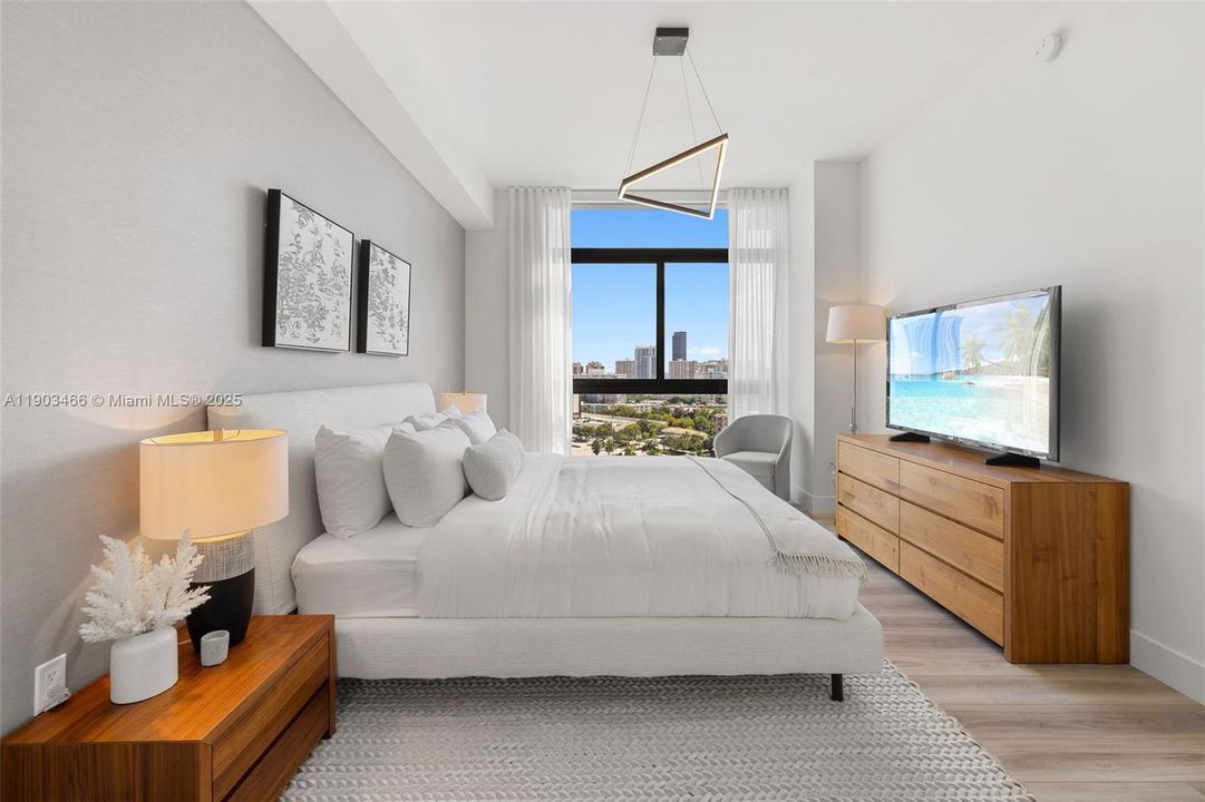 Под контрактом: $4,163 (2 спален, 2 ванн, 1264 Квадратных фут)