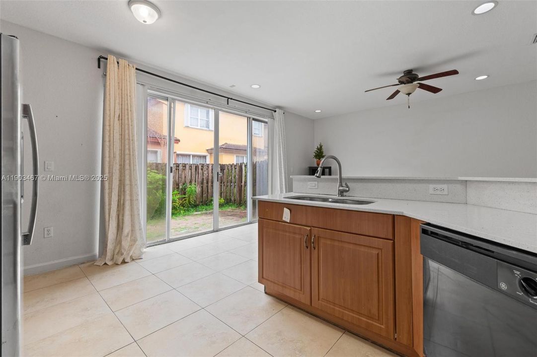 For Rent: $4,000 (5 beds, 3 baths, 2379 Square Feet)