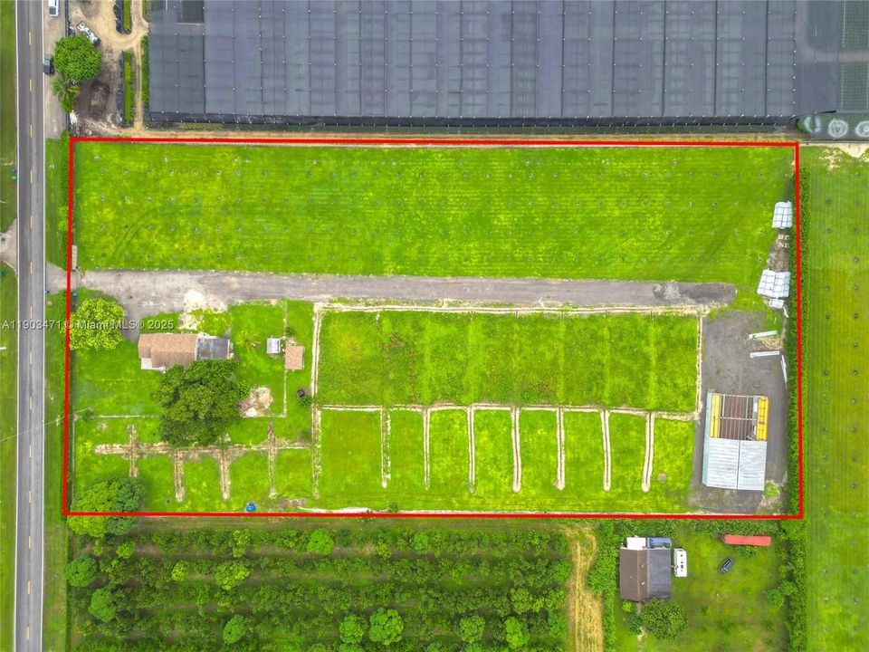 Recently Sold: $1,280,000 (3 beds, 1 baths, 1555 Square Feet)