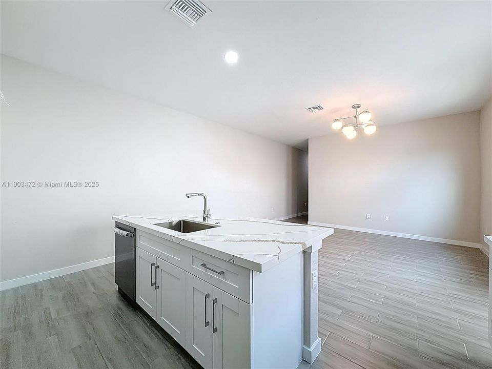 For Rent: $3,150 (3 beds, 2 baths, 0 Square Feet)