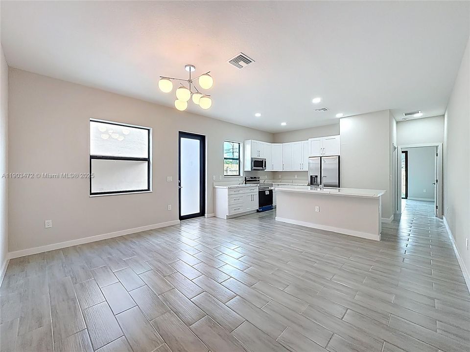 For Rent: $3,150 (3 beds, 2 baths, 0 Square Feet)