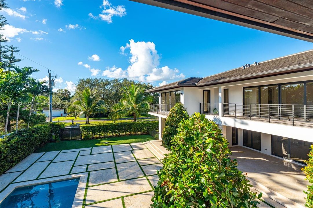 Primary Balcony View