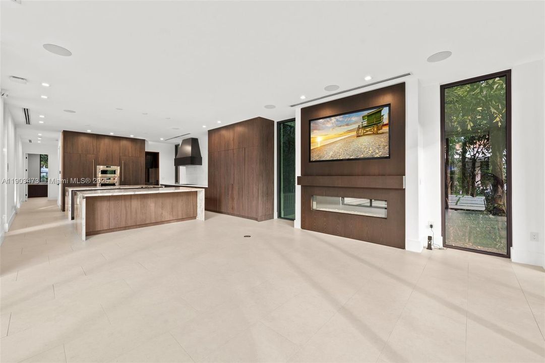 Family Room & Kitchen area