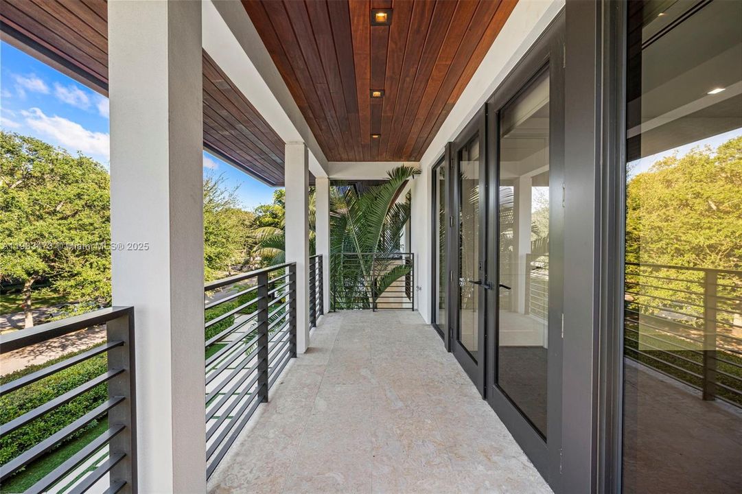 Active With Contract: $5,850,000 (5 beds, 5 baths, 5730 Square Feet)