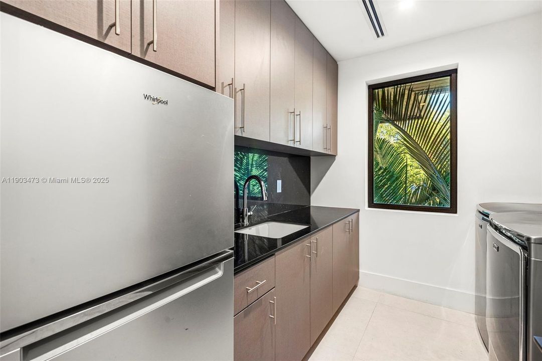 Laundry located upstairs