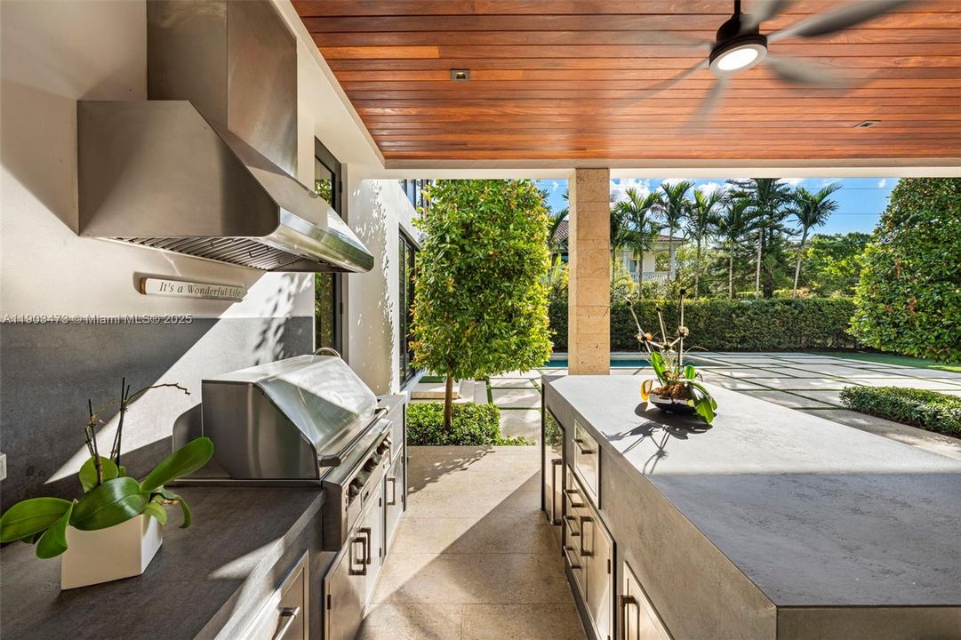 Active With Contract: $5,850,000 (5 beds, 5 baths, 5730 Square Feet)