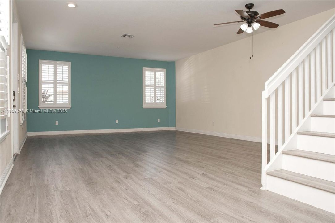 For Rent: $3,650 (4 beds, 3 baths, 2300 Square Feet)