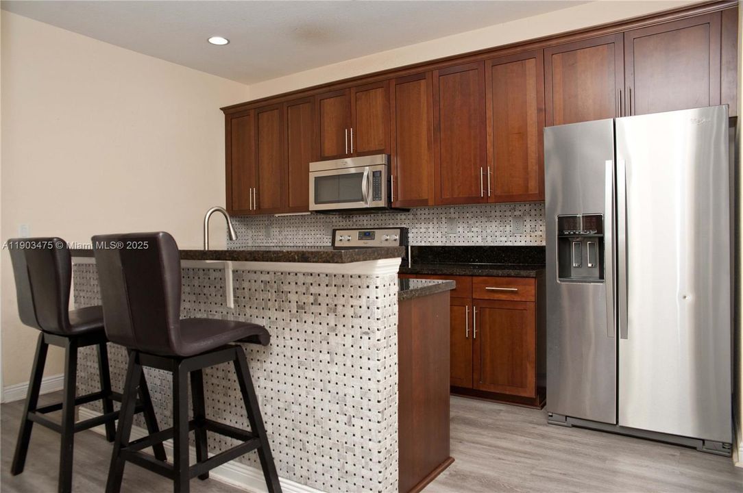 For Rent: $3,650 (4 beds, 3 baths, 2300 Square Feet)