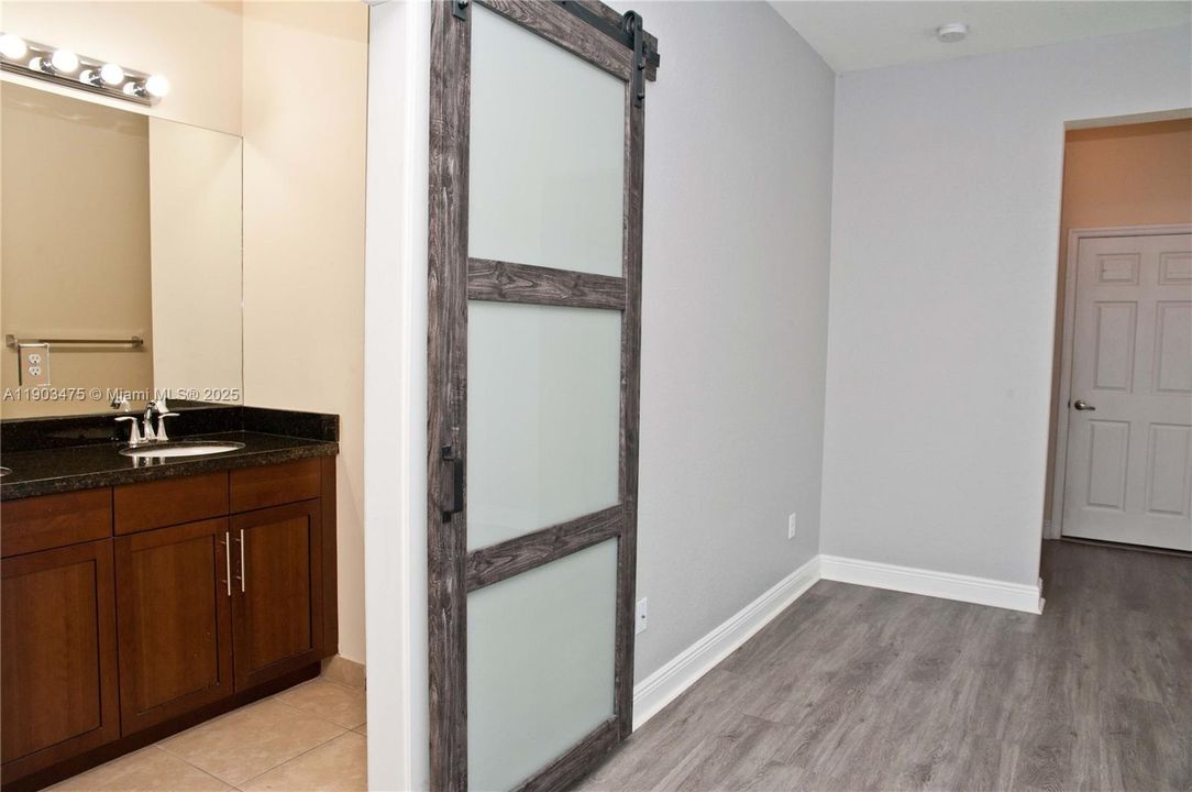 For Rent: $3,650 (4 beds, 3 baths, 2300 Square Feet)