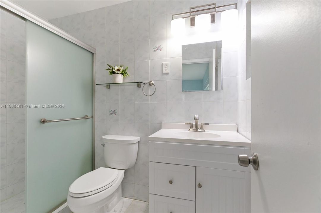 待售: $730,000 (3 贝兹, 2 浴室, 1364 平方英尺)