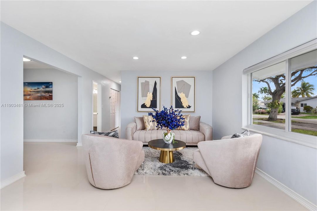 待售: $730,000 (3 贝兹, 2 浴室, 1364 平方英尺)