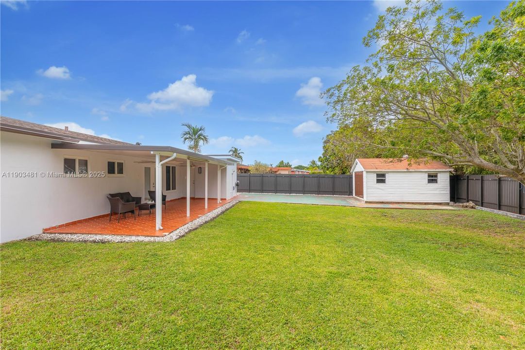 待售: $730,000 (3 贝兹, 2 浴室, 1364 平方英尺)