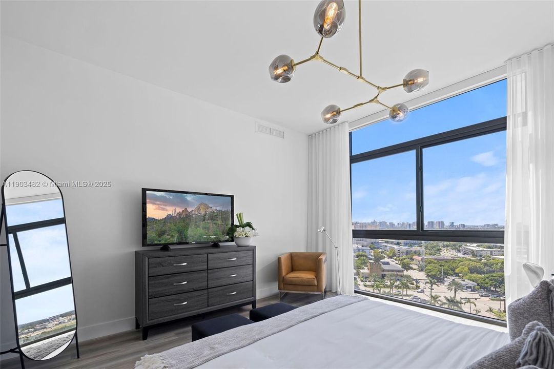 Active With Contract: $5,454 (3 beds, 2 baths, 1674 Square Feet)