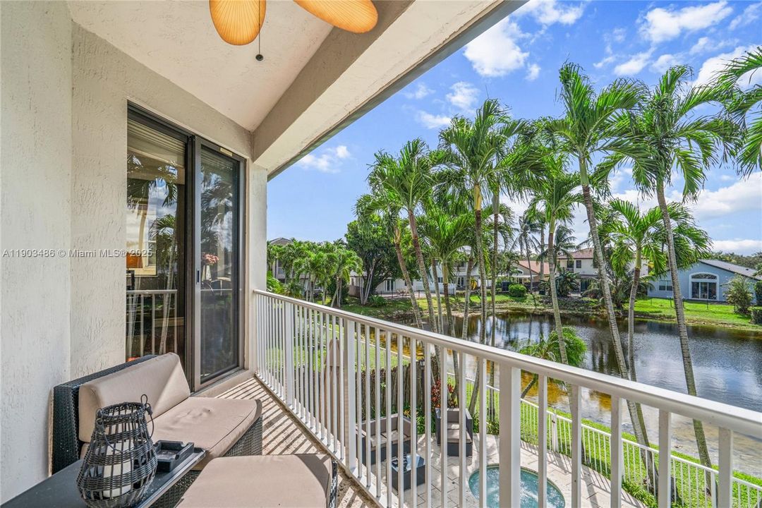 Active With Contract: $920,000 (4 beds, 3 baths, 2627 Square Feet)