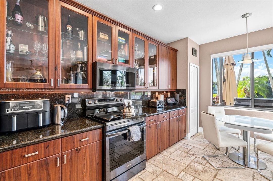 Active With Contract: $920,000 (4 beds, 3 baths, 2627 Square Feet)