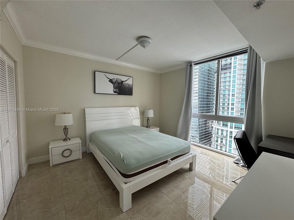 Recently Rented: $3,700 (2 beds, 2 baths, 1105 Square Feet)