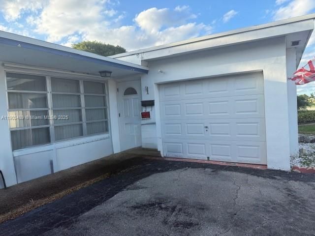 Active With Contract: $399,000 (3 beds, 2 baths, 1433 Square Feet)