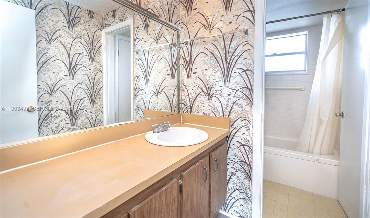 En Renta: $1,300 (1 camas, 1 baños, 823 Pies cuadrados)