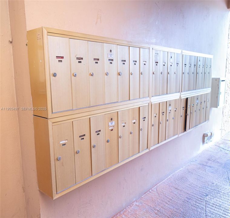 En Renta: $1,300 (1 camas, 1 baños, 823 Pies cuadrados)