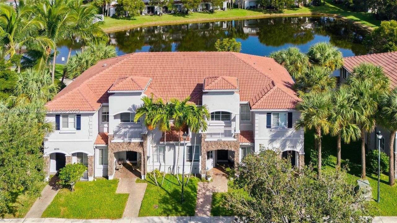 For Sale: $415,000 (3 beds, 2 baths, 1306 Square Feet)