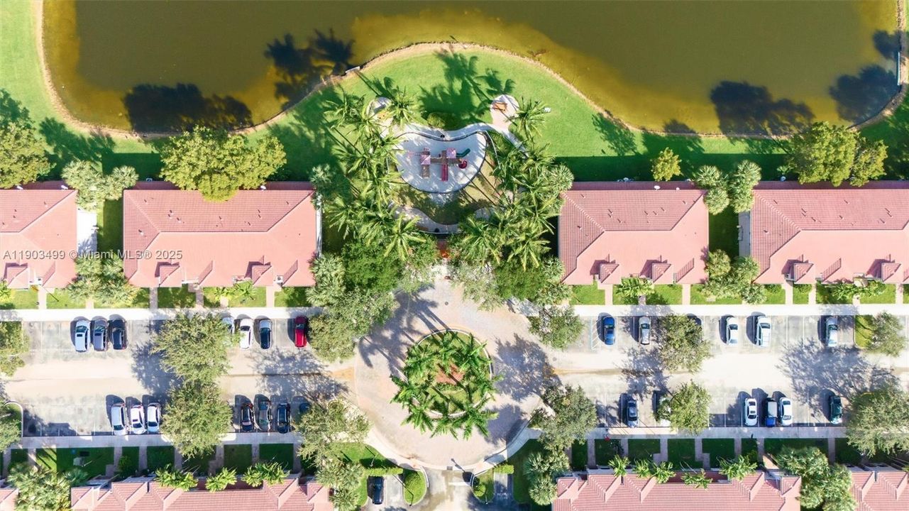 For Sale: $415,000 (3 beds, 2 baths, 1306 Square Feet)