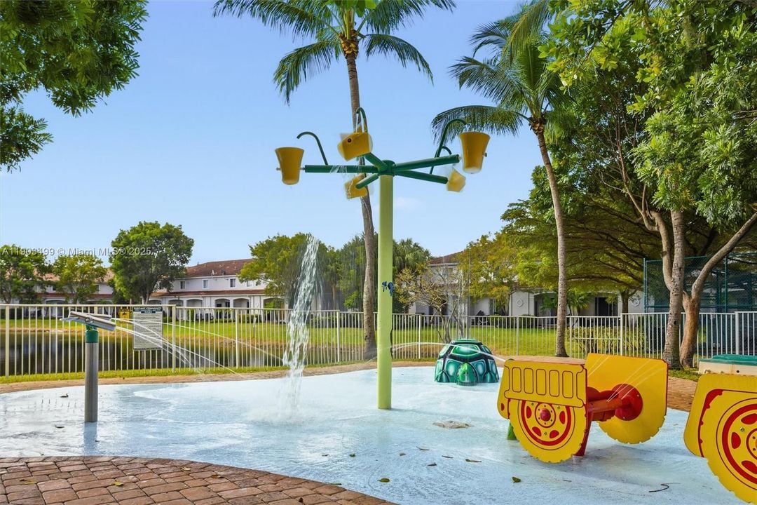 For Sale: $415,000 (3 beds, 2 baths, 1306 Square Feet)