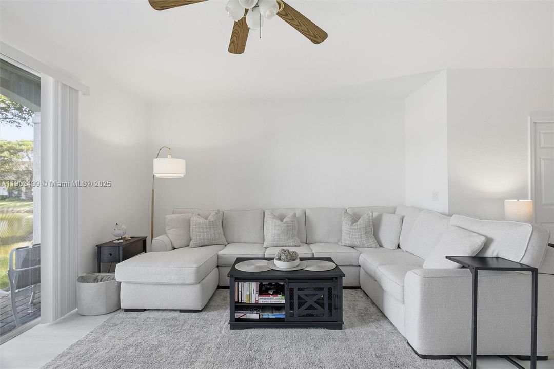 For Sale: $415,000 (3 beds, 2 baths, 1306 Square Feet)