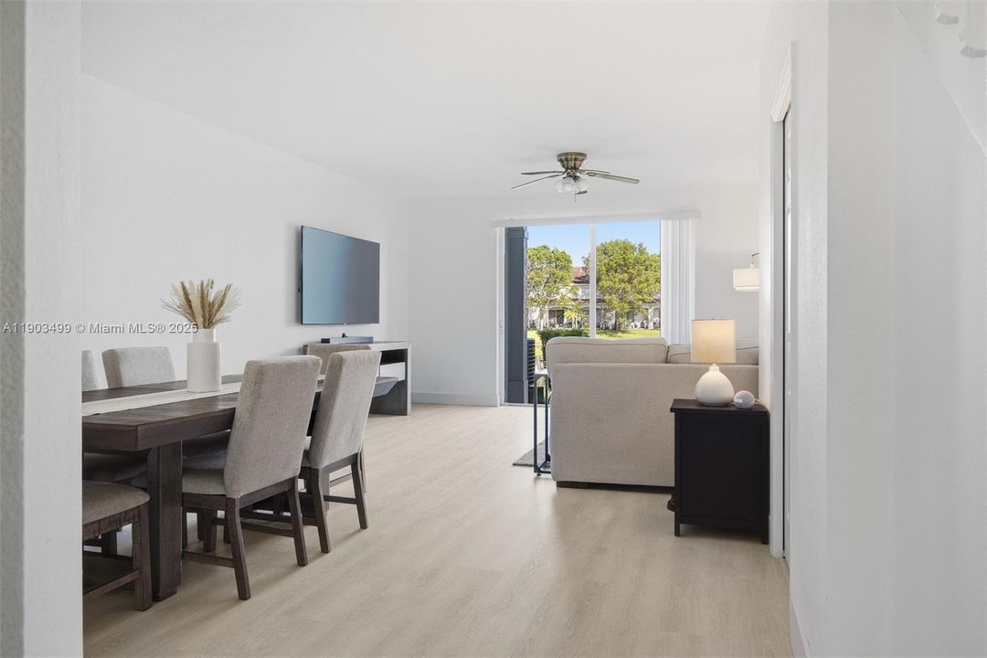 For Sale: $415,000 (3 beds, 2 baths, 1306 Square Feet)