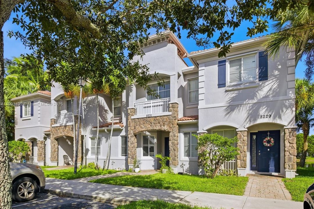 For Sale: $415,000 (3 beds, 2 baths, 1306 Square Feet)