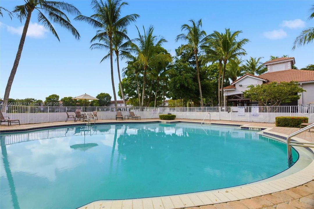 For Sale: $415,000 (3 beds, 2 baths, 1306 Square Feet)