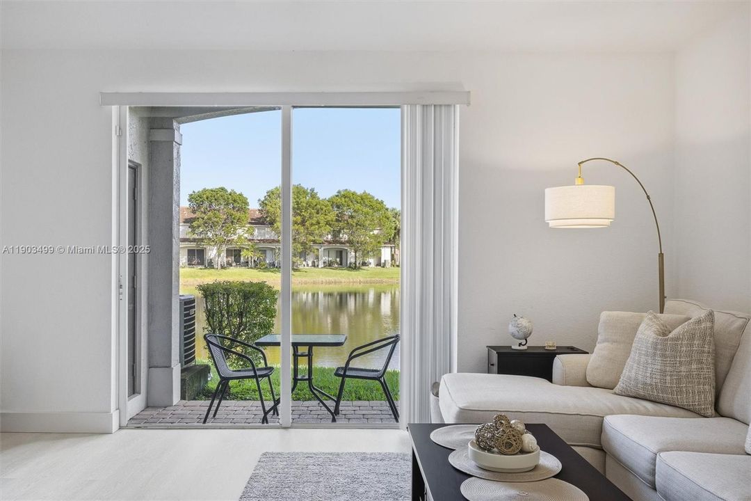 For Sale: $415,000 (3 beds, 2 baths, 1306 Square Feet)