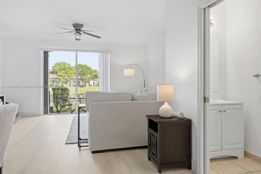 For Sale: $415,000 (3 beds, 2 baths, 1306 Square Feet)