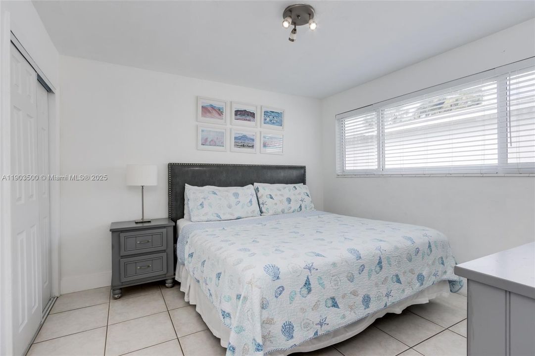 For Sale: $735,000 (4 beds, 3 baths, 1573 Square Feet)