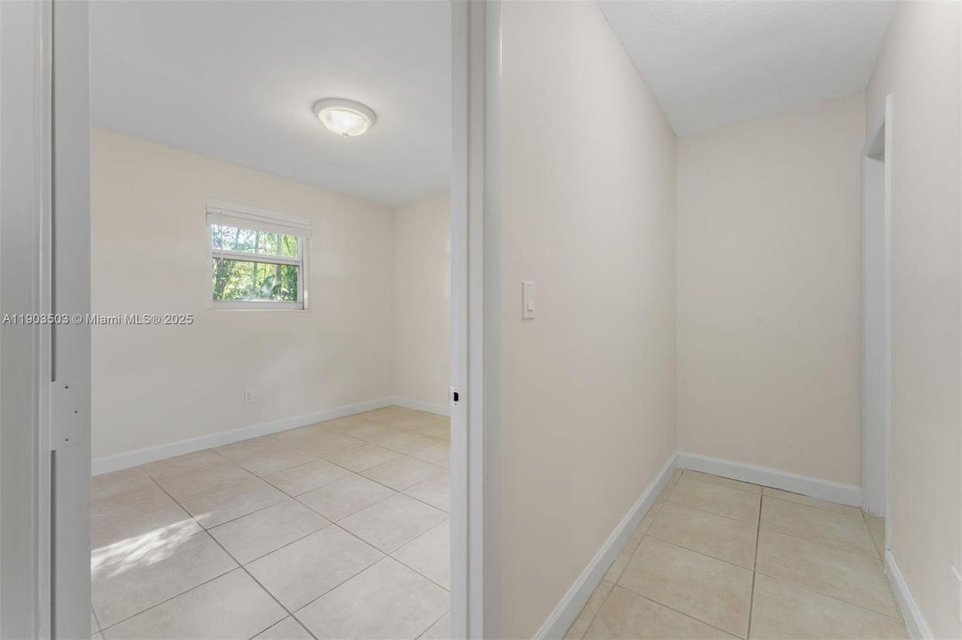 Active With Contract: $700,000 (4 beds, 2 baths, 1344 Square Feet)