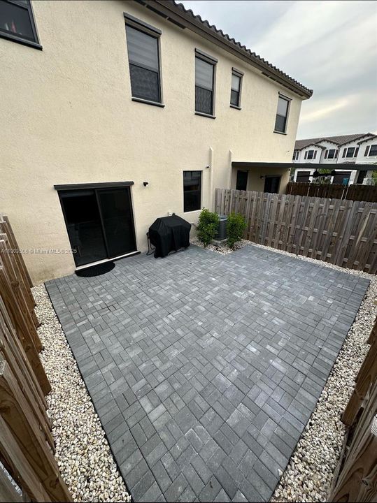 For Sale: $459,900 (3 beds, 2 baths, 1331 Square Feet)