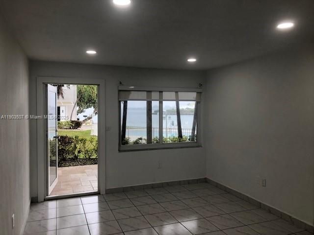 For Rent: $1,850 (53 beds, 53 baths, 46017 Square Feet)