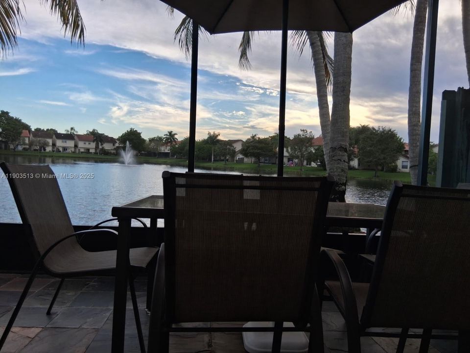 For Sale: $499,500 (3 beds, 2 baths, 1635 Square Feet)