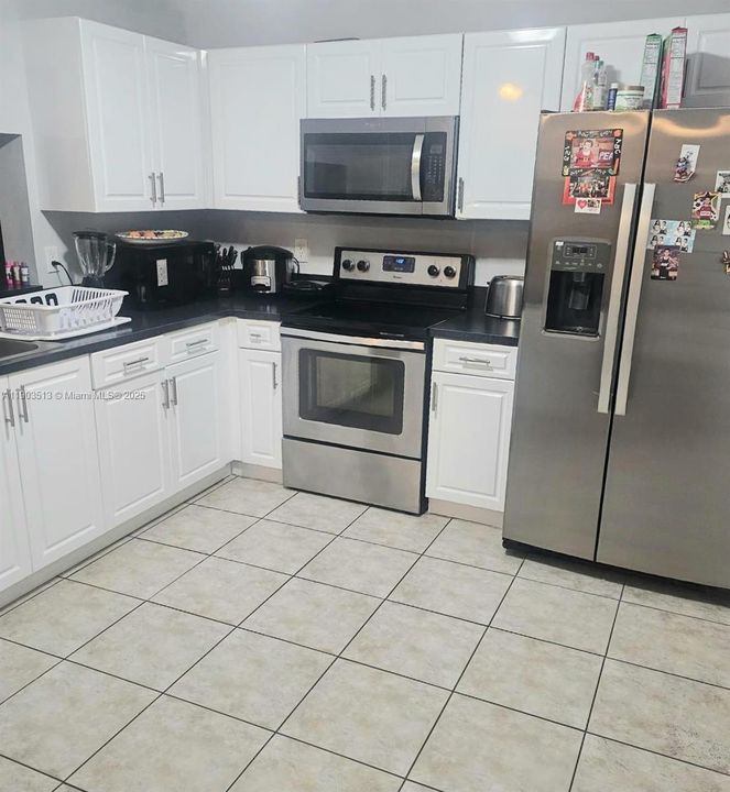 For Sale: $499,500 (3 beds, 2 baths, 1635 Square Feet)