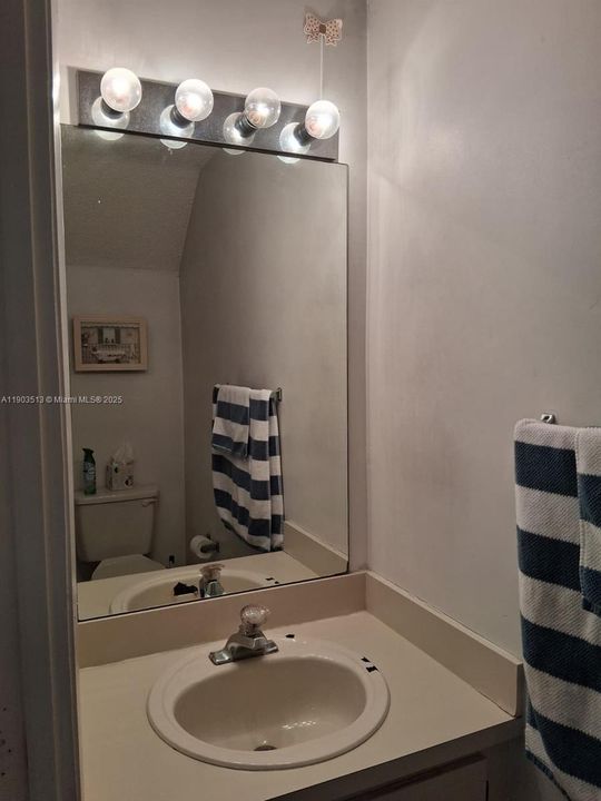 For Sale: $499,500 (3 beds, 2 baths, 1635 Square Feet)