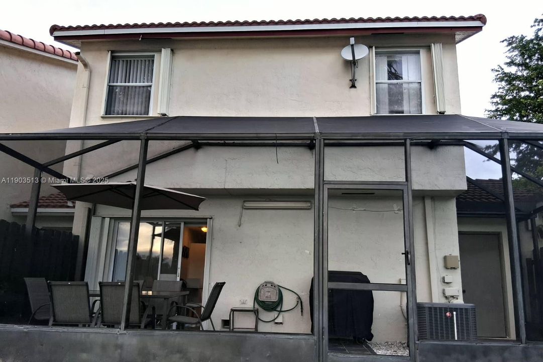 For Sale: $499,500 (3 beds, 2 baths, 1635 Square Feet)