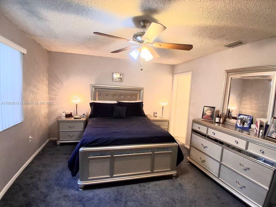 For Sale: $499,500 (3 beds, 2 baths, 1635 Square Feet)