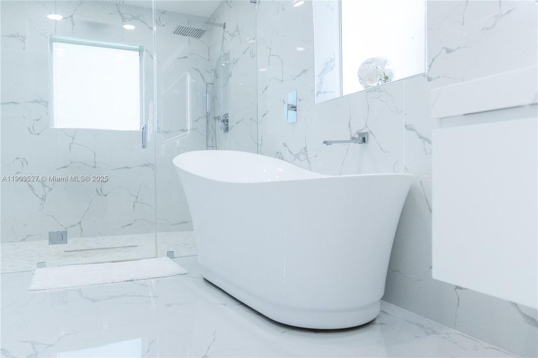 待售: $1,995,000 (5 贝兹, 4 浴室, 3279 平方英尺)