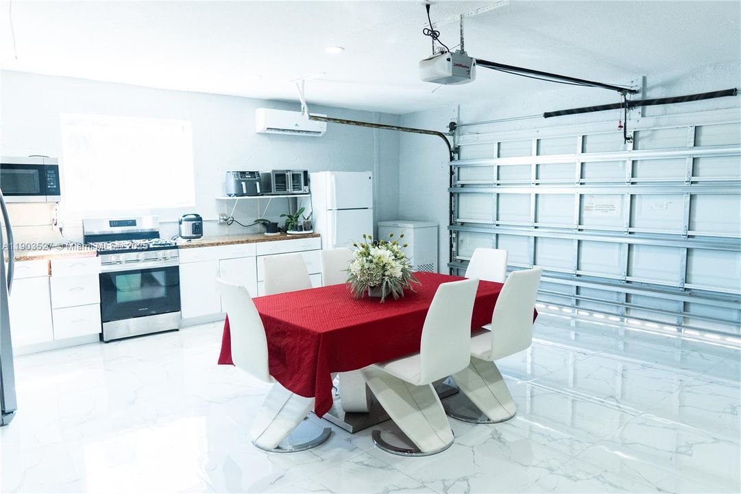 待售: $1,995,000 (5 贝兹, 4 浴室, 3279 平方英尺)