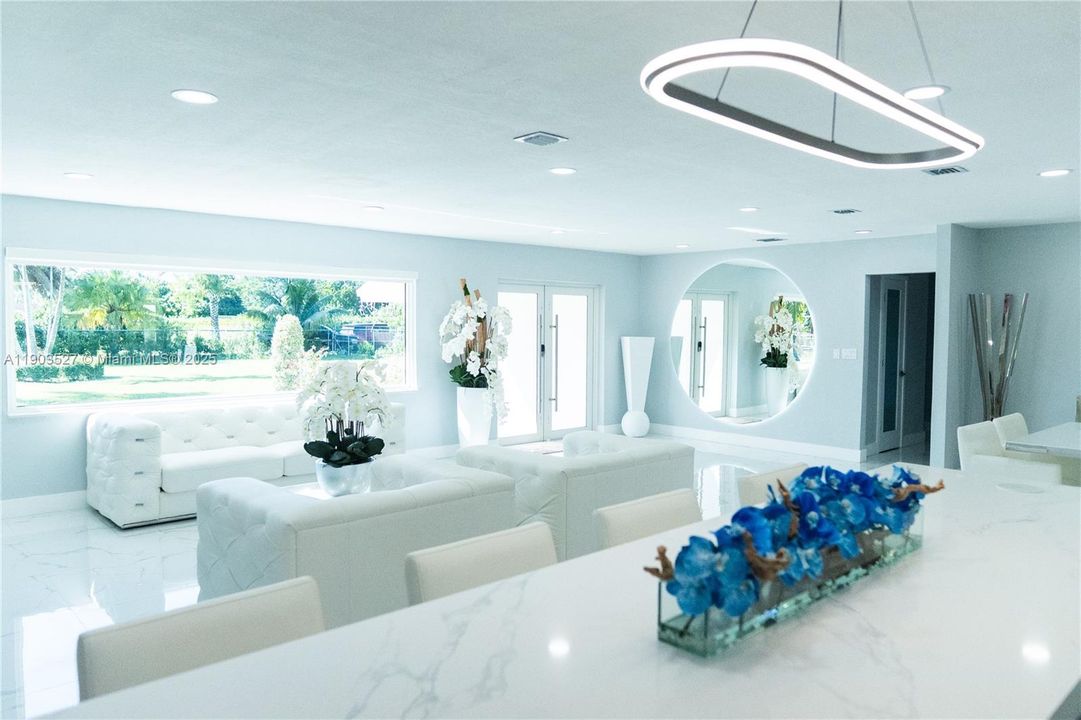 待售: $1,995,000 (5 贝兹, 4 浴室, 3279 平方英尺)