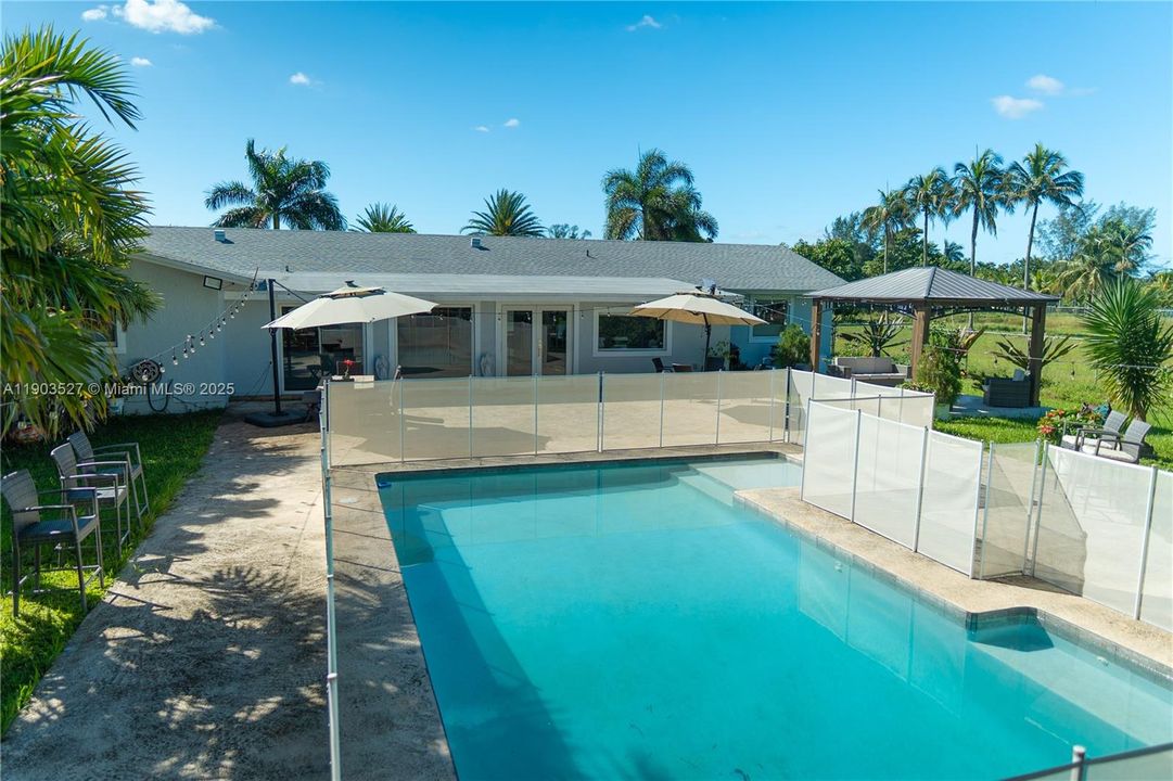 待售: $1,995,000 (5 贝兹, 4 浴室, 3279 平方英尺)