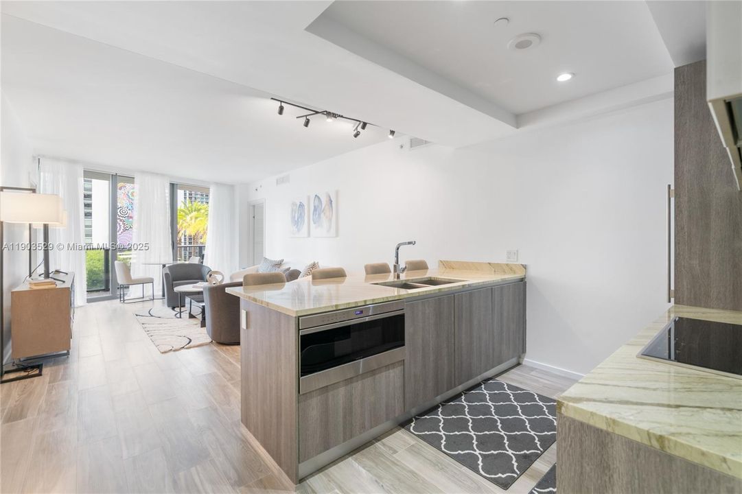 For Rent: $9,000 (3 beds, 4 baths, 1705 Square Feet)